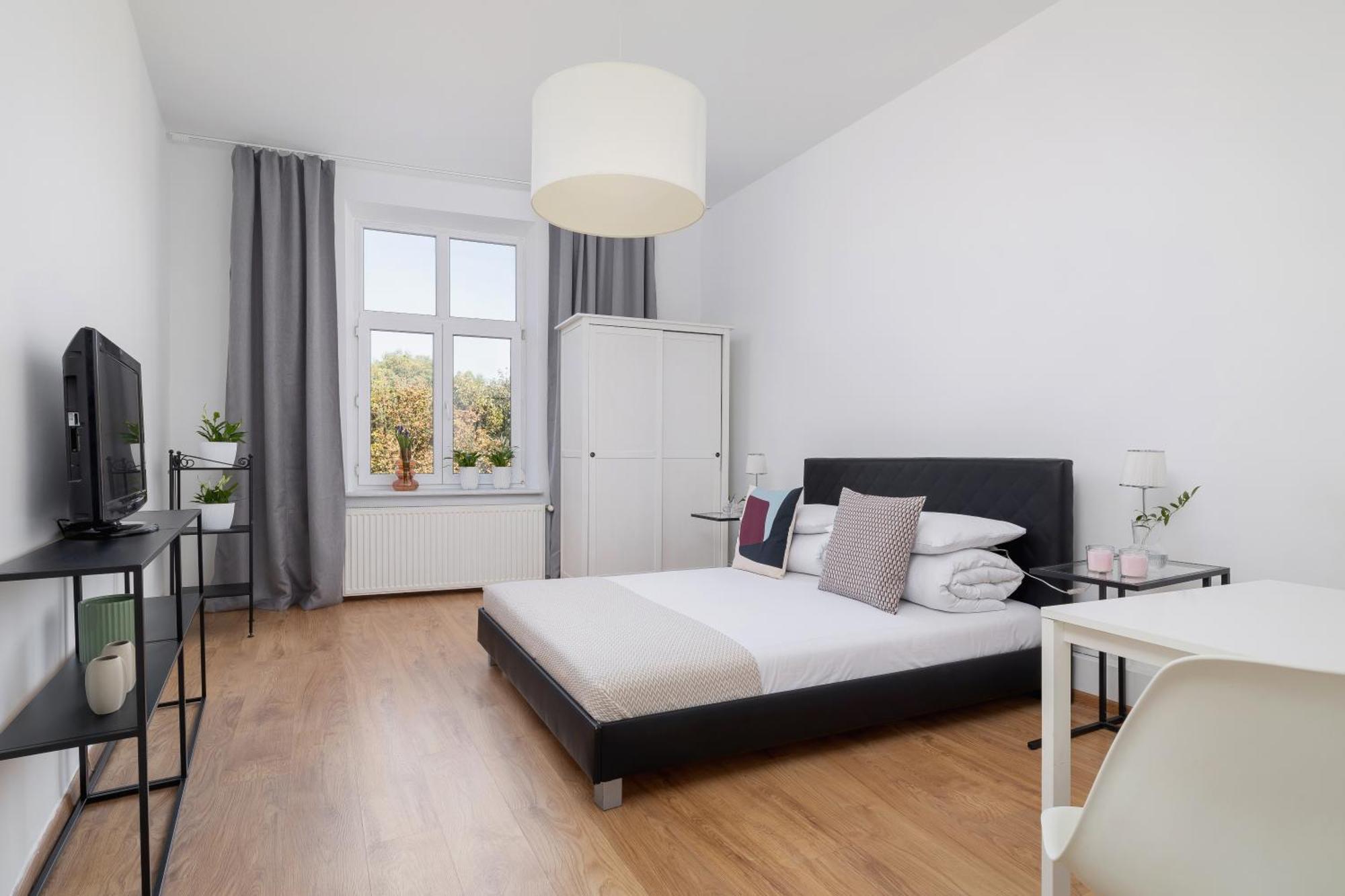 1-Bedroom Apartment - Dluga 65 Street Cracovie Extérieur photo