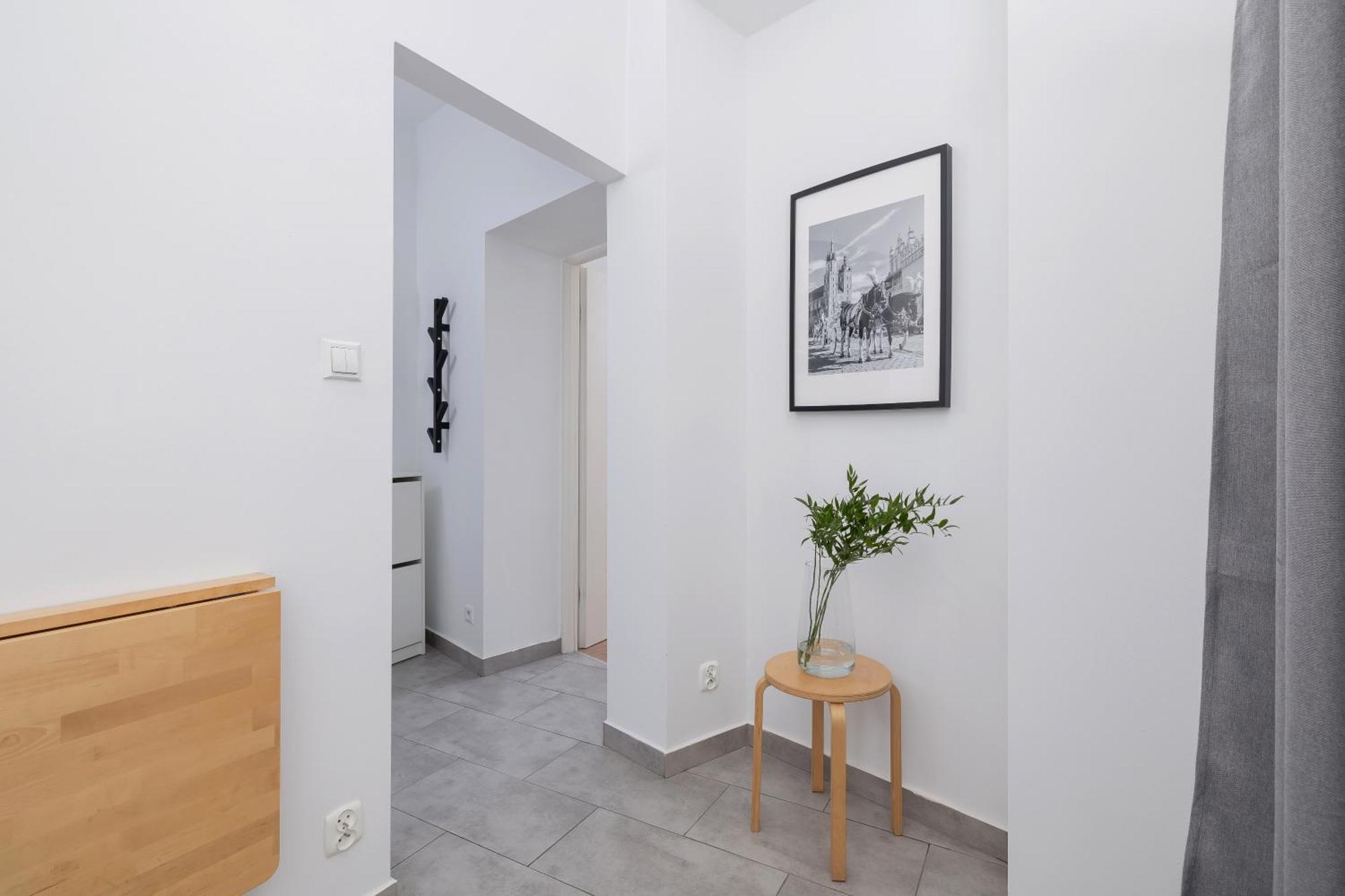 1-Bedroom Apartment - Dluga 65 Street Cracovie Extérieur photo