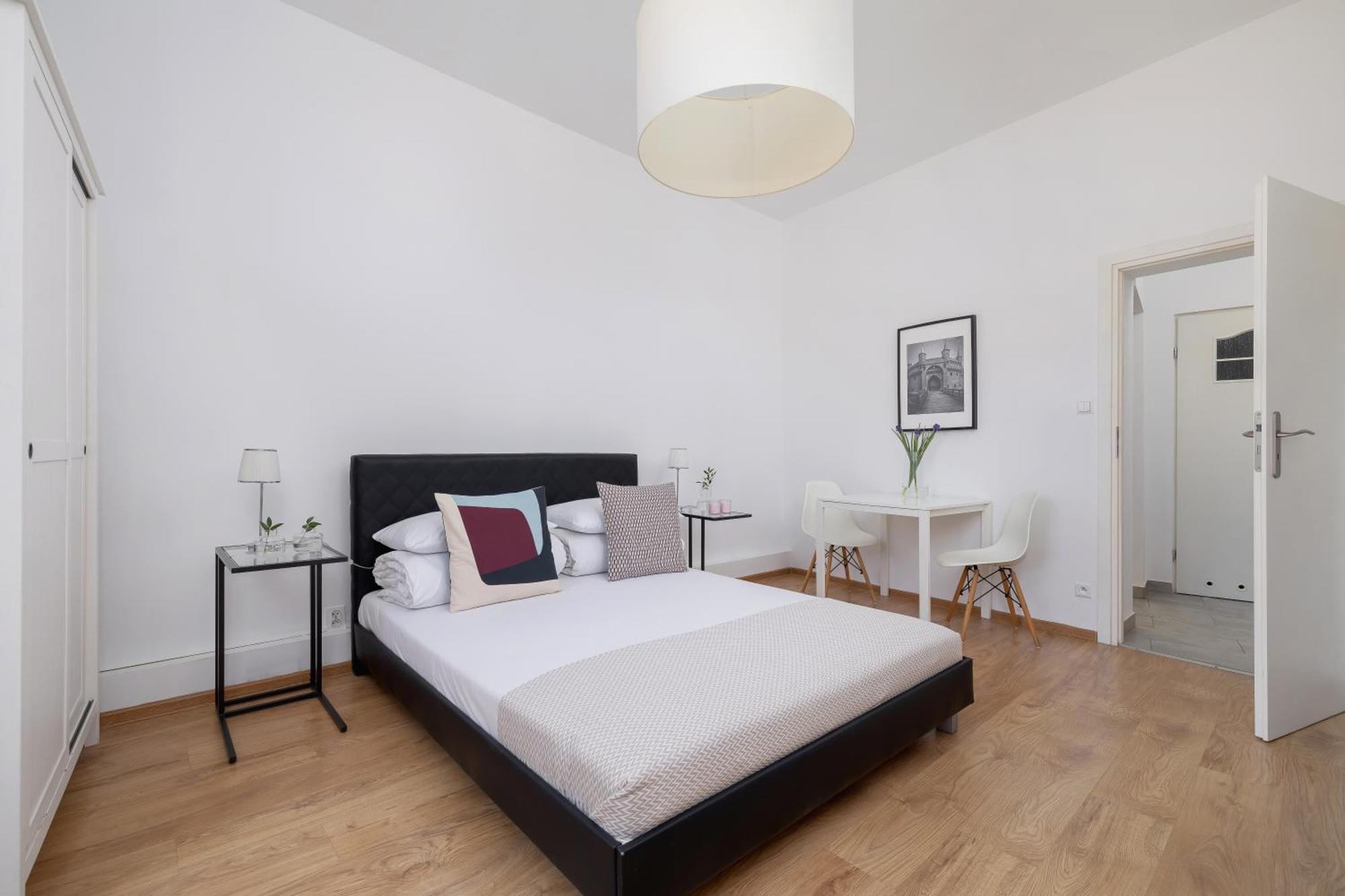 1-Bedroom Apartment - Dluga 65 Street Cracovie Extérieur photo